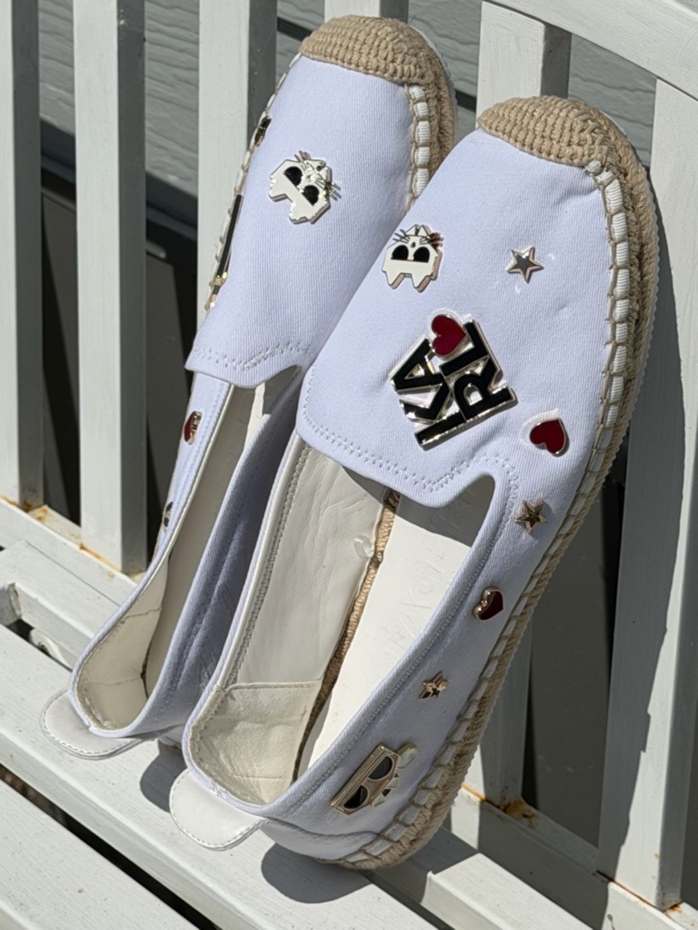 KARL LAGERFELD PARIS Women’s Embellished Slip-On Espadrilles Flats In White 9.5M - Picture 12 of 13